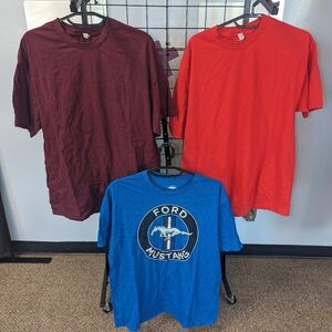 Three men's extra large t-shirts
